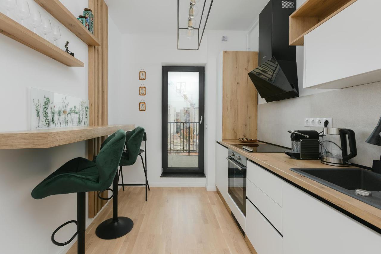 The Forest - Luxe With Free Secured Parking