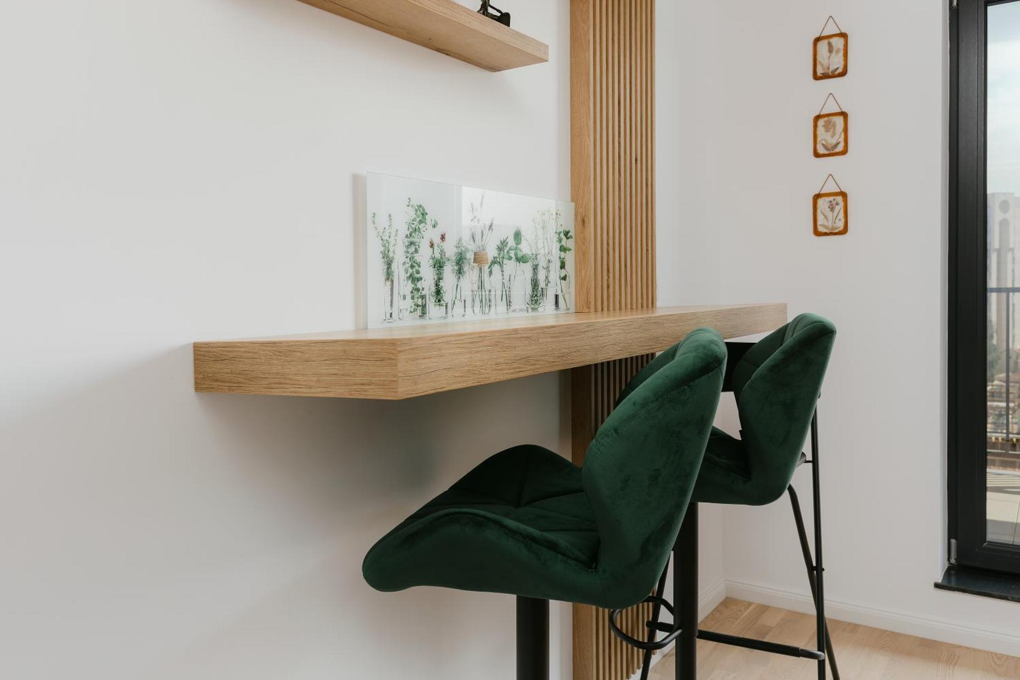 Apartment The Forest - Luxe With Free Secured Parking